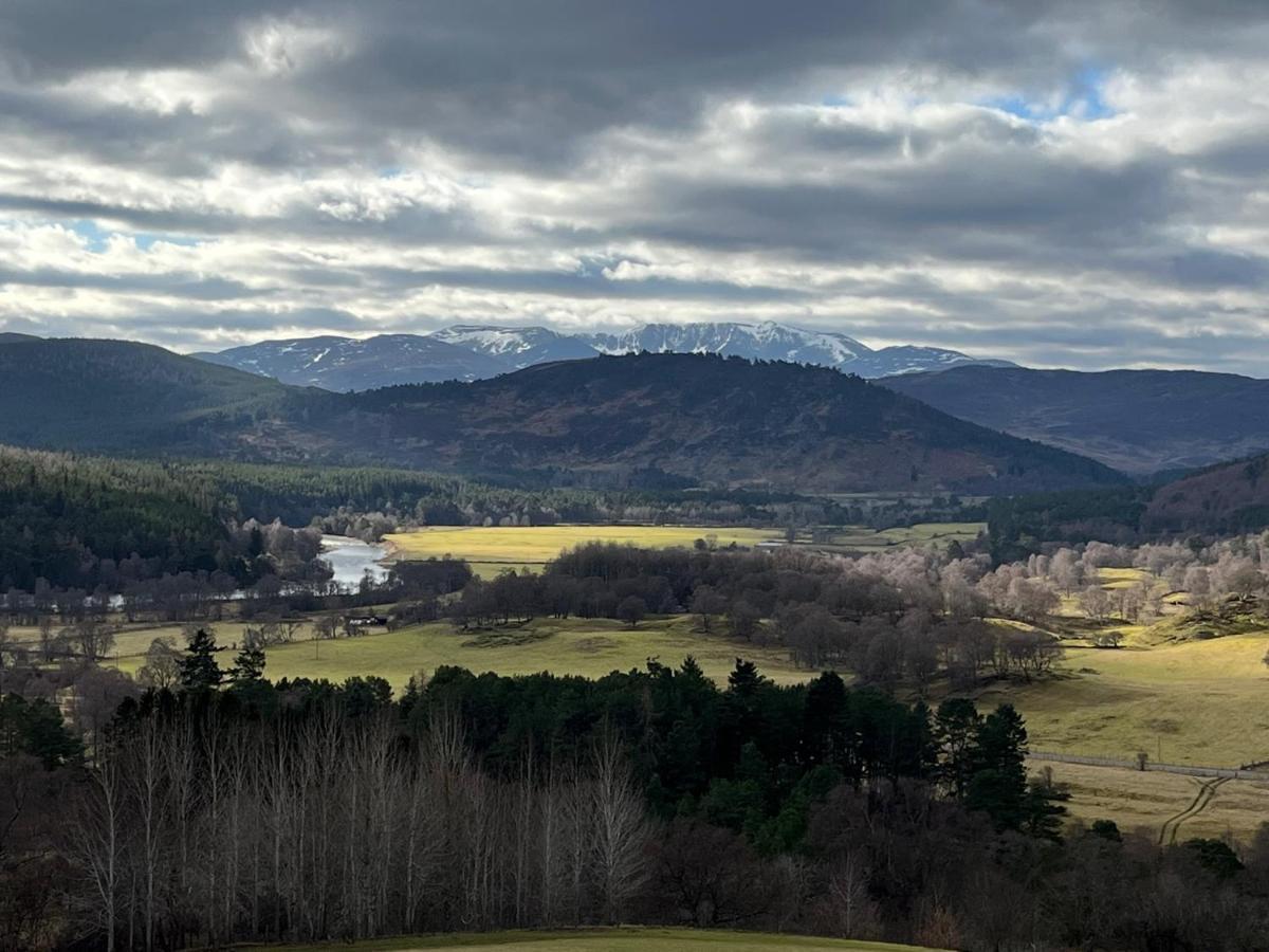Craggan Bed & Breakfast Ballater Bagian luar foto