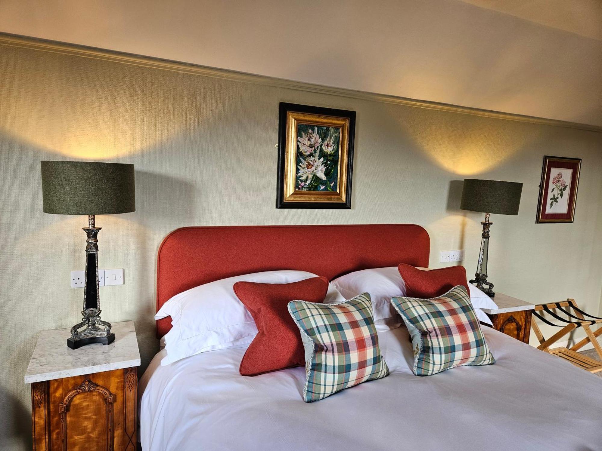 Craggan Bed & Breakfast Ballater Bagian luar foto