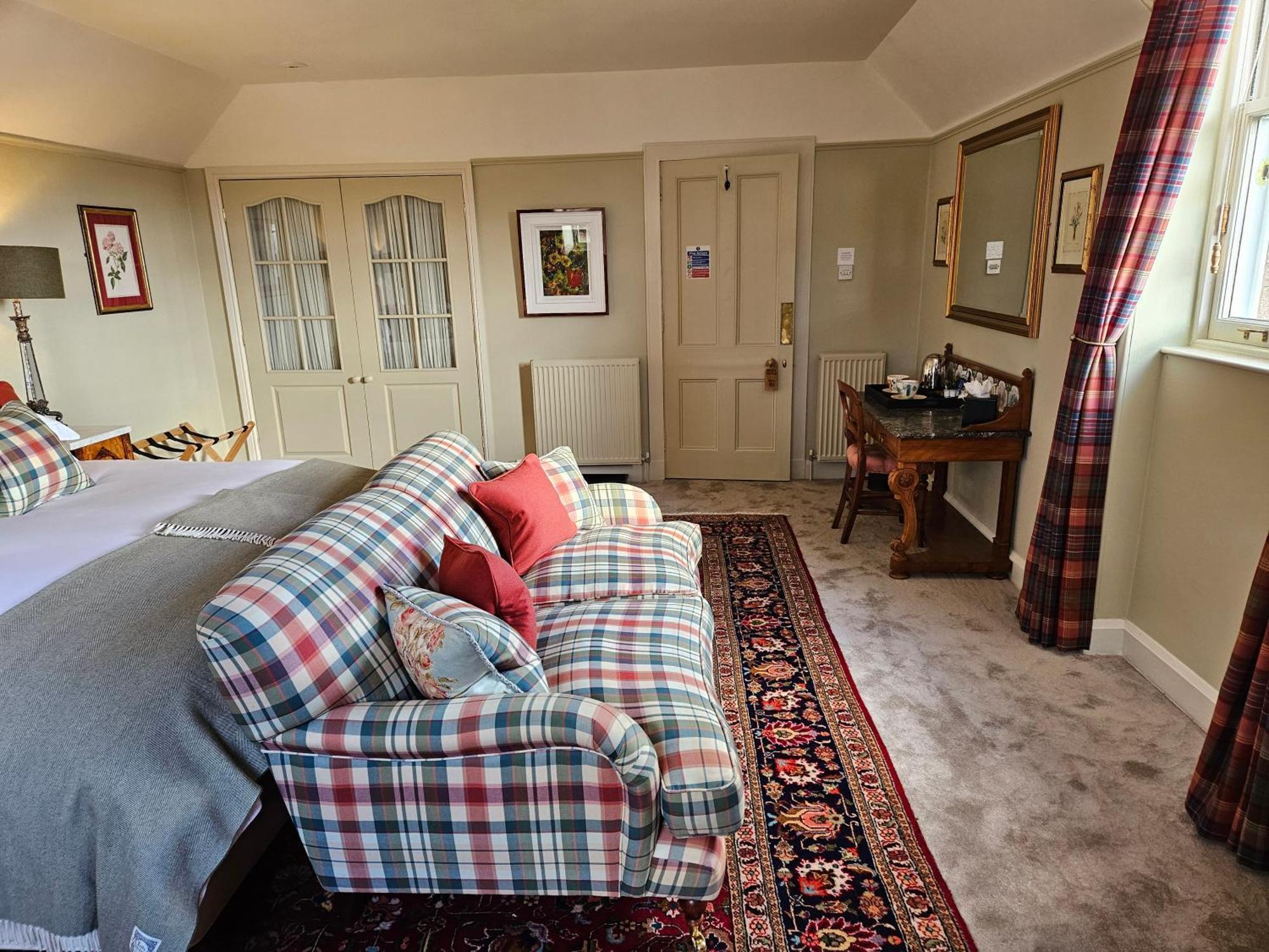 Craggan Bed & Breakfast Ballater Bagian luar foto