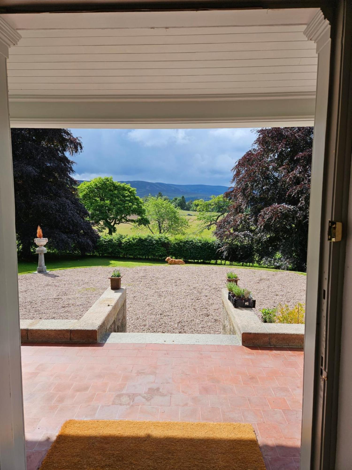 Craggan Bed & Breakfast Ballater Bagian luar foto