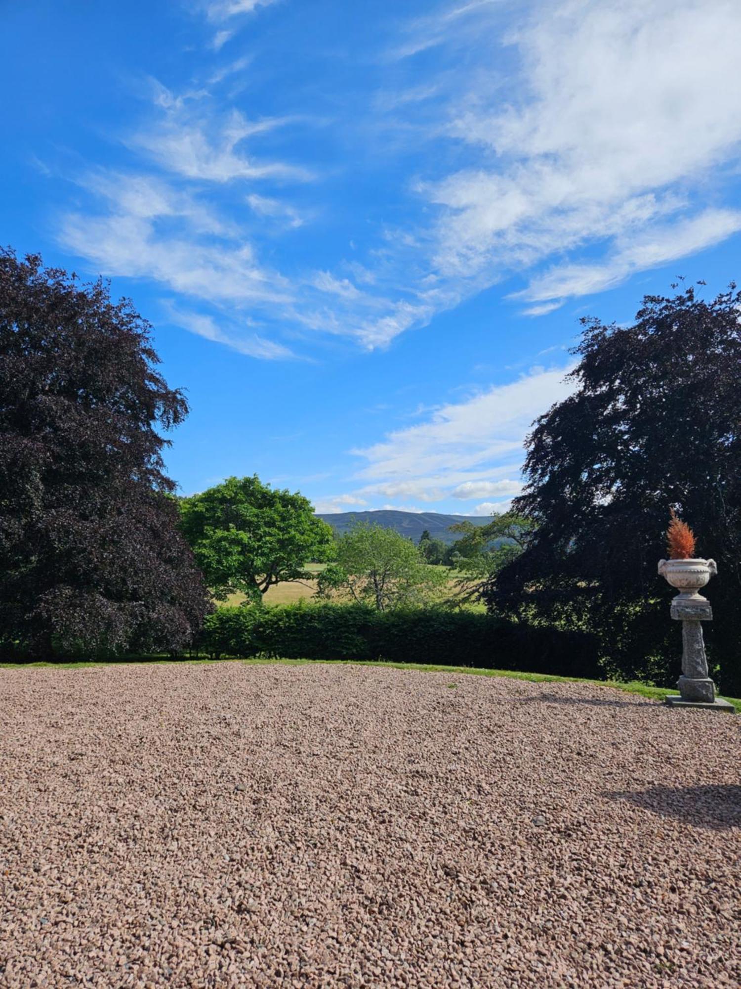 Craggan Bed & Breakfast Ballater Bagian luar foto