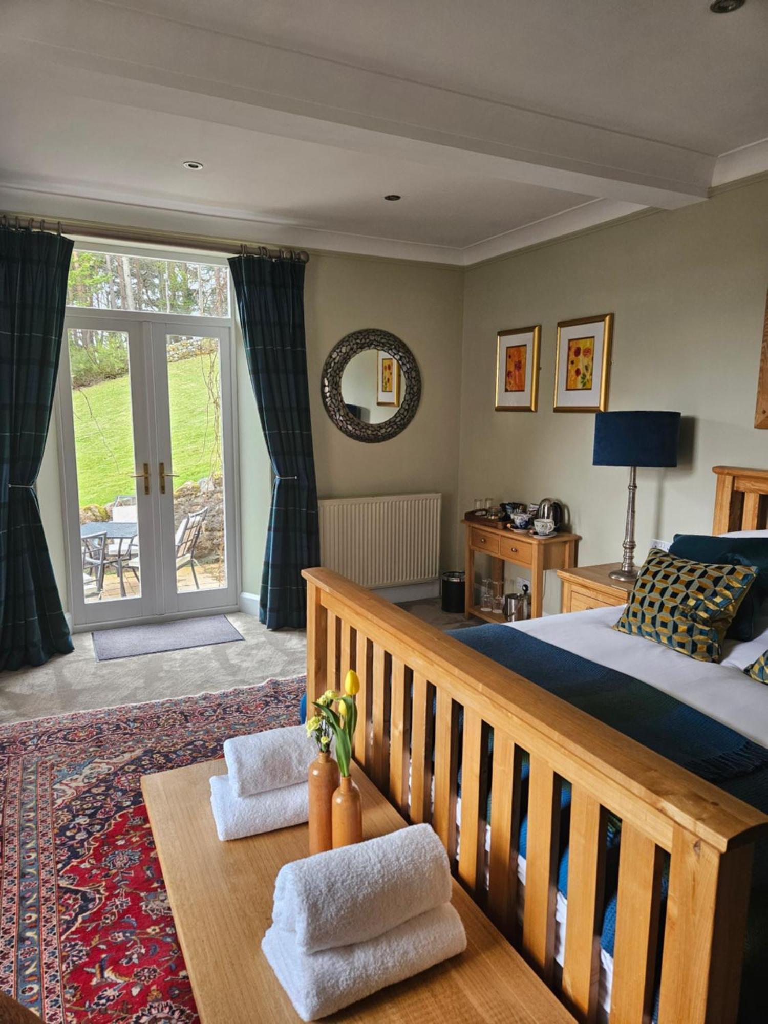 Craggan Bed & Breakfast Ballater Bagian luar foto